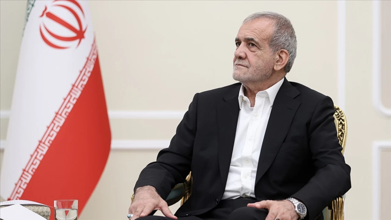 Pezeşkiyan: İsrail'in saldırılarına karşı daha hızlı adımlar atılmalı