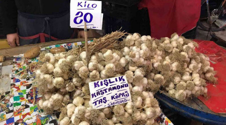 Sarımsağın demeti 3, kilosu 20 liraya kadar düştü