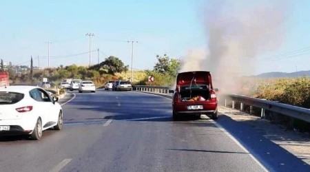 Seyir halindeki otomobil yandı