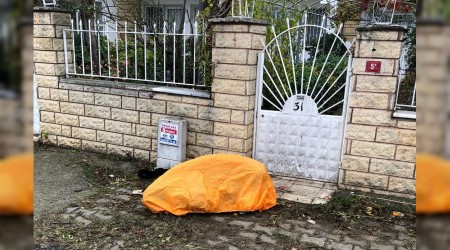 Silivri'de bir kişi donarak öldü