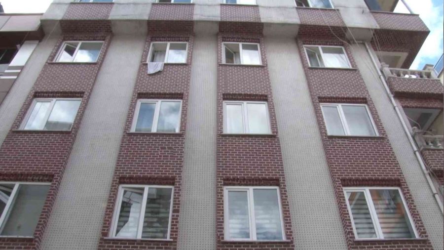 'Tapu kimin üzerine olsun' kavgasında eşini öldürdü