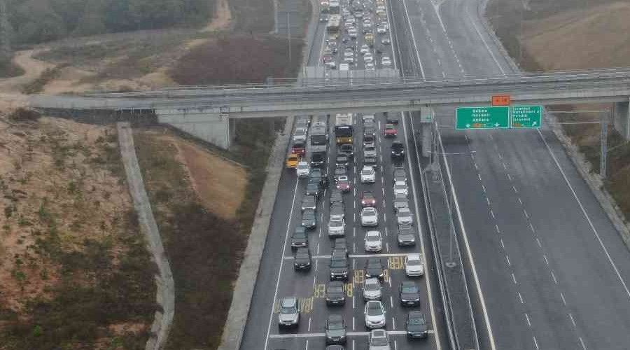 Tuzla'da Formula yarış heyecanı trafiği vurdu