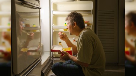 ‘Uykudan önce yemekten uzaklaşın’