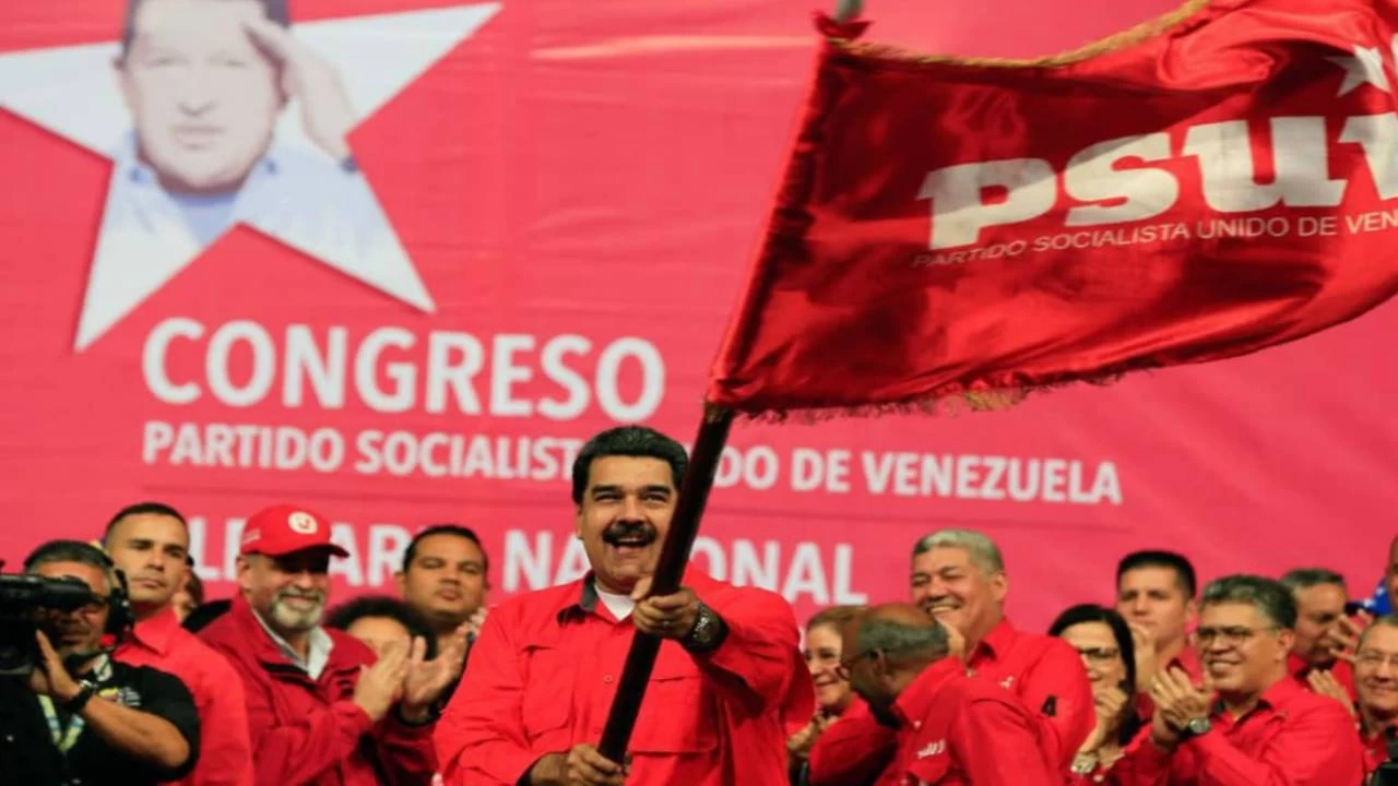 Venezuela'da Birleik Sosyalist Parti'nin aday yine Maduro oldu
