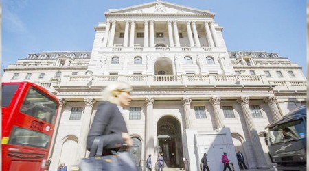 Venezuela'ya ait altınların üzerine oturdu