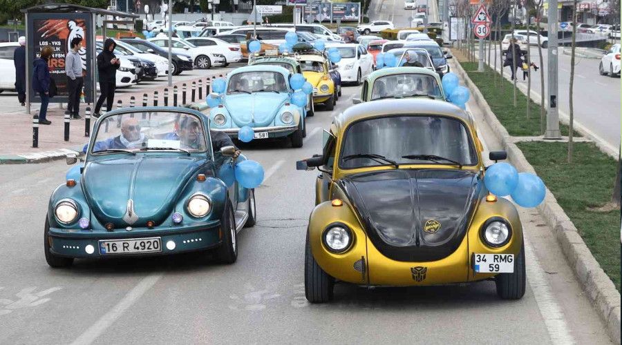 Vosvoslar otizm farkındalığı için yollarda