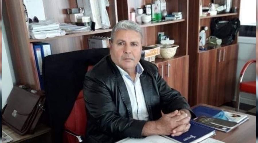 Yaşlı adam apartta ölü bulundu