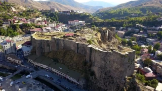 Zamann tan: Bitlis Kalesi'nin gizemli tarihi