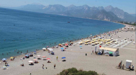 9 günlük tatilde 84 milyonun sadece 3 milyonu tatile çıkmış