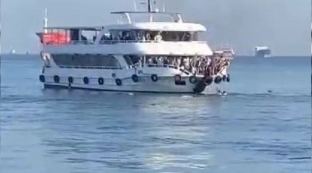 Adalar vapurunda can pazarı