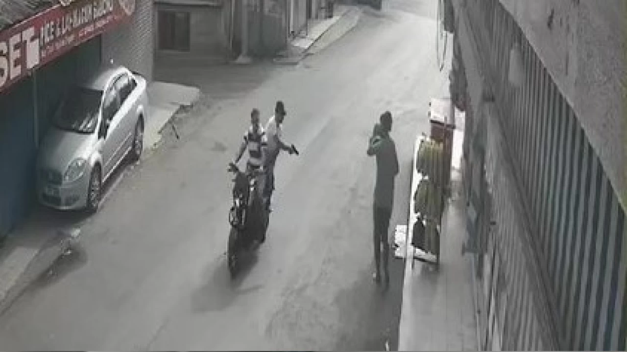 Adana'da iki kişiye silahlı saldırı