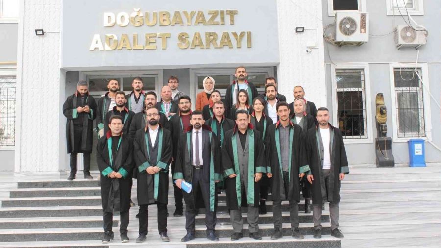 Ağrı'da duruşmadan çıkan avukat darp edildi