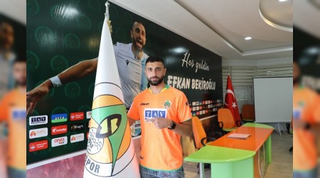 Alanya gurbetçi futbolcu ile anlaştı