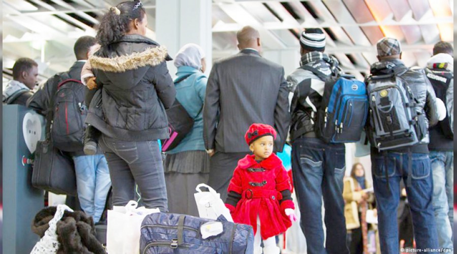 Almanya'ya iltica başvuruları azaldı