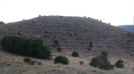 'Altında altın var' söylentisi höyüğü savaş alına çevirdi