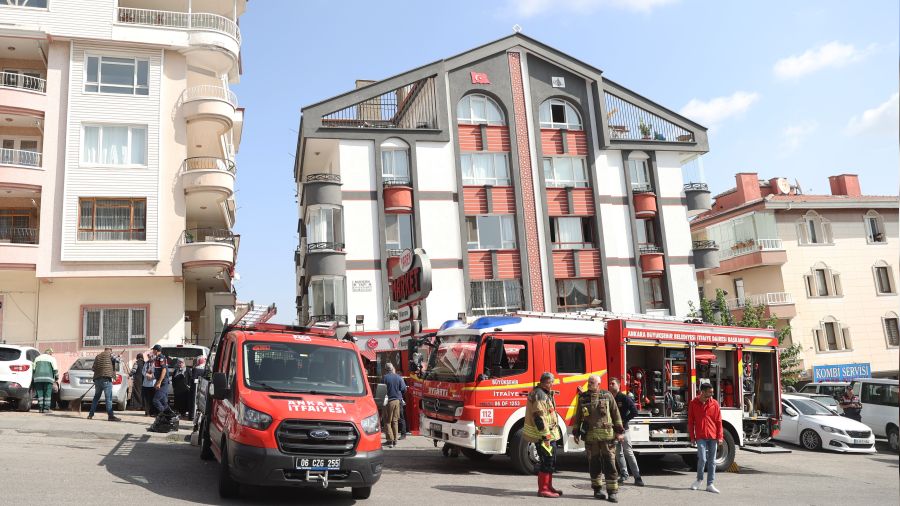 Ankara'da 7 katl bina yangnnda itfaiye eri ehit oldu