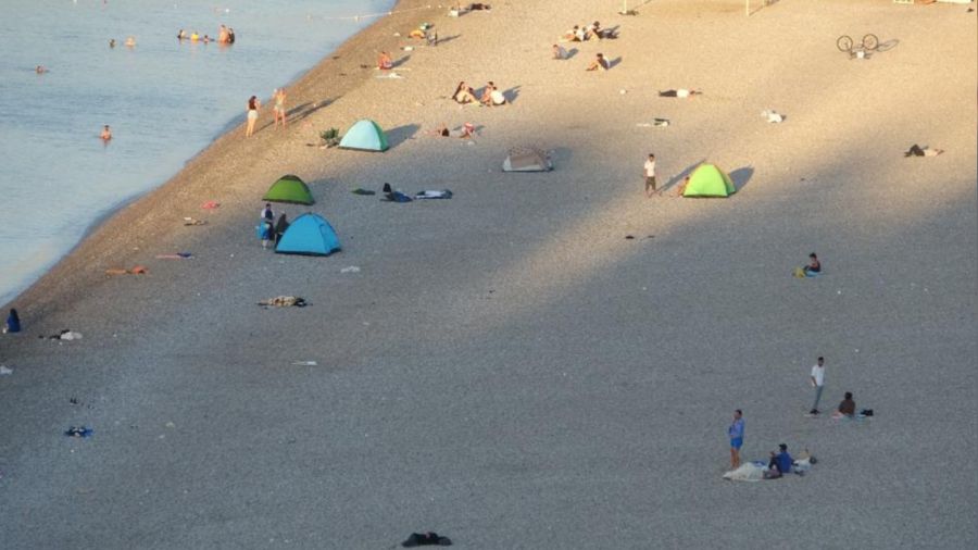 Antalya'da dnyaca nl sahil ak hava oteline dnd 