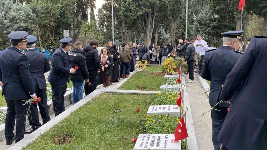 Beşiktaş'taki terör saldırısı şehitleri anıldı