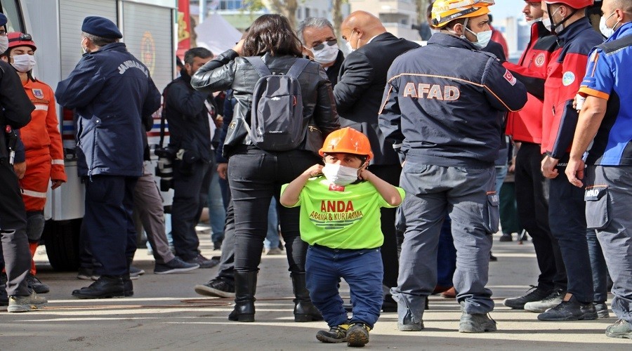 Boyu küçük cesareti kocaman adam
