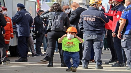 Boyu küçük cesareti kocaman adam
