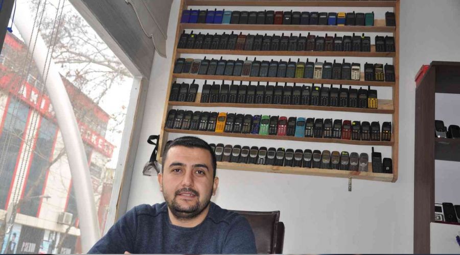 Bu dükkanda akıllı telefona yer yok