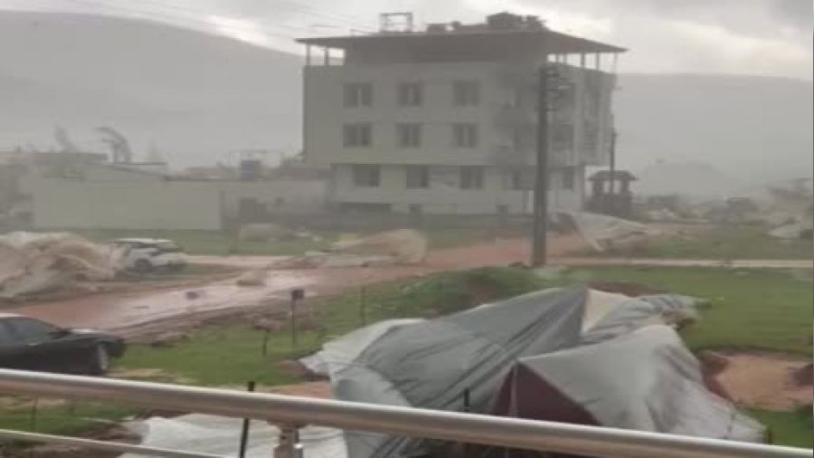 Depremin vurduğu Pazarcık’ı şimdi de hortum vurdu