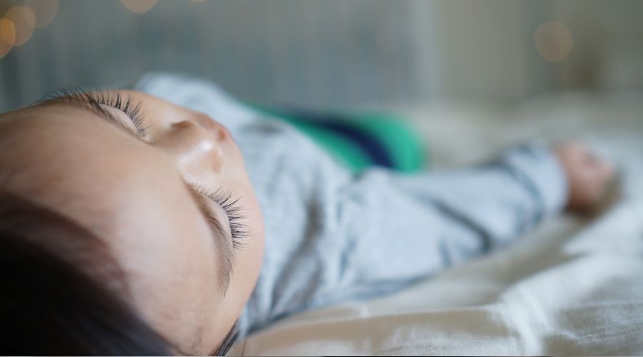 Düzenli uyku çocukları korur