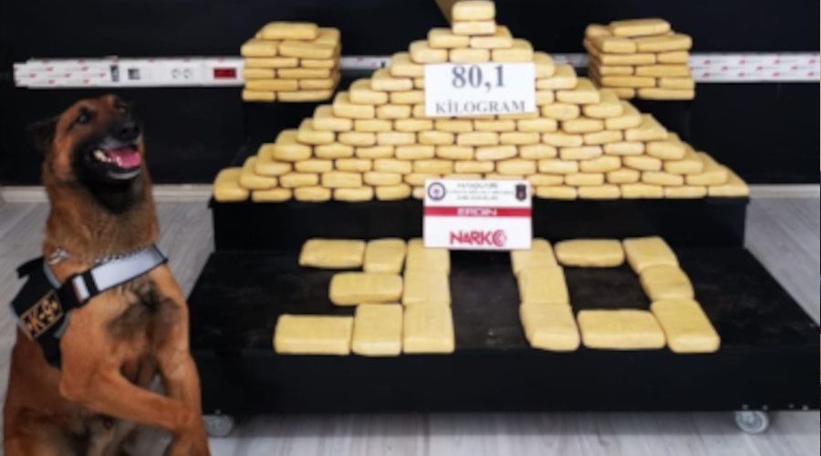 Elma kasalarında 80 kilo eroin ele geçirildi