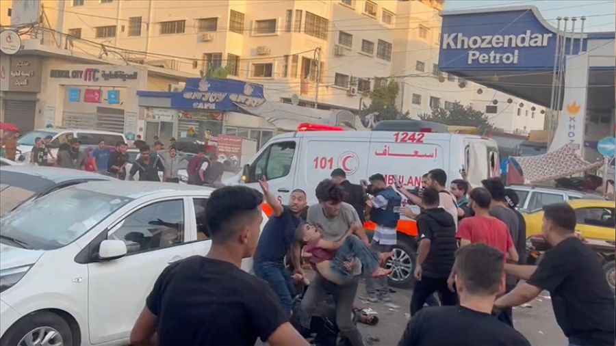 srail ifa Hastanesi'ni vurdu: 13 l, 26 yaral