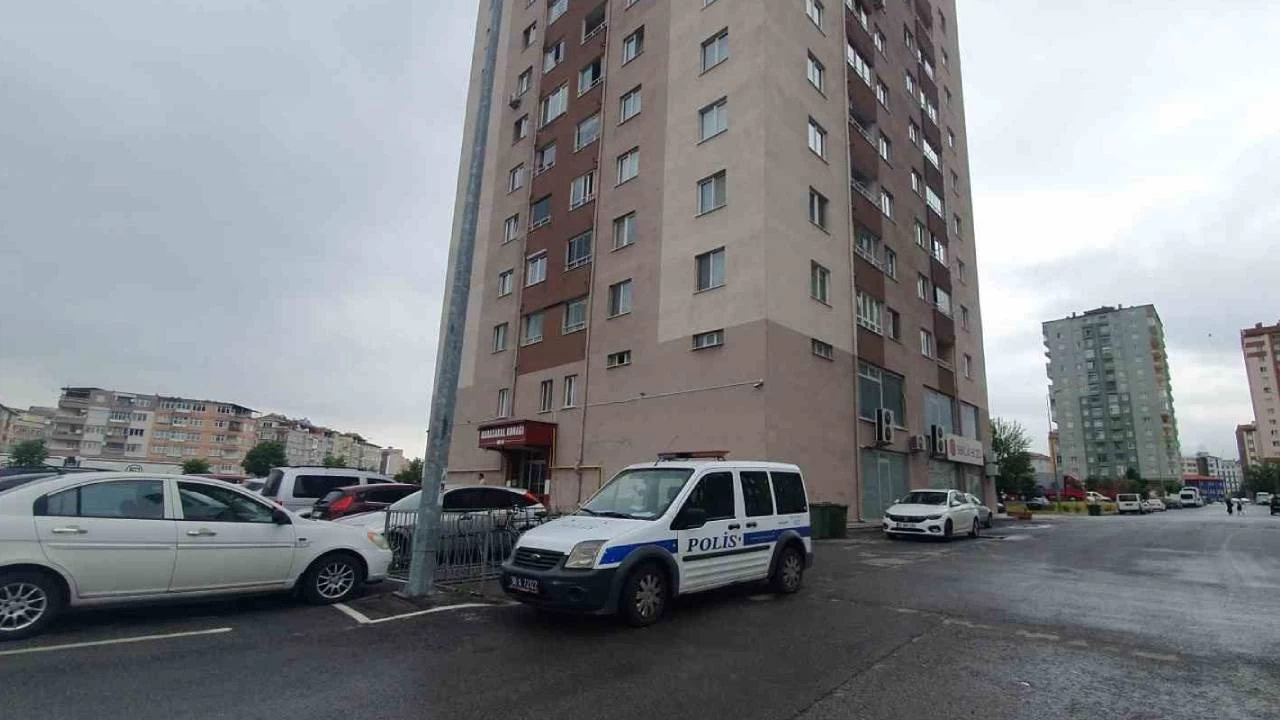 Kayseri'de 5. kattan düşen kadın ağır yaralandı