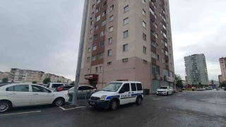 Kayseri'de 5. kattan düşen kadın ağır yaralandı