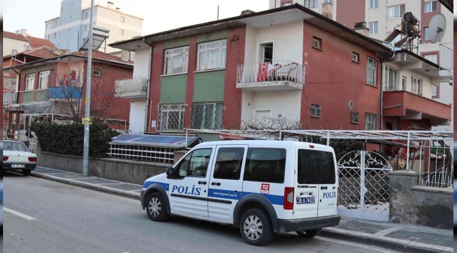 Kirayı almaya geldi, kiracısını ölü buldu