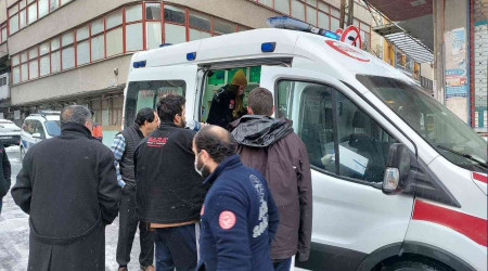 Küçükçekmece'de korkutan yangın