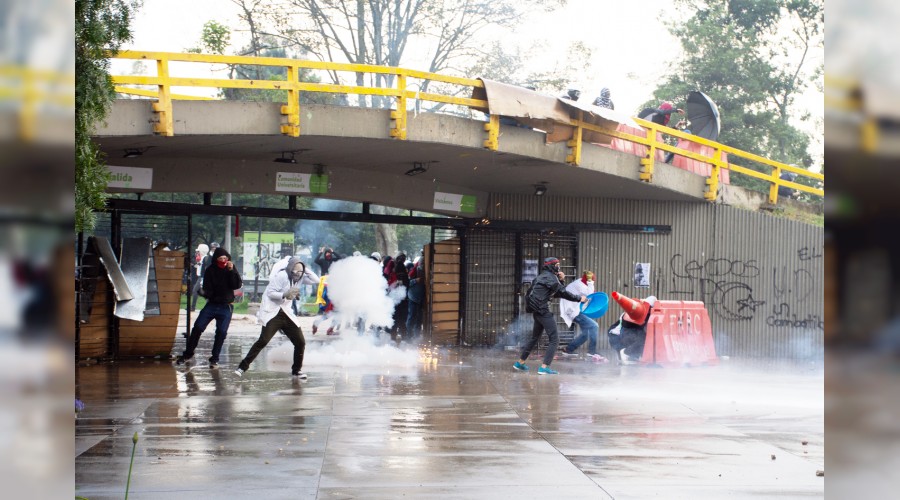 Latin Amerika darboğazda