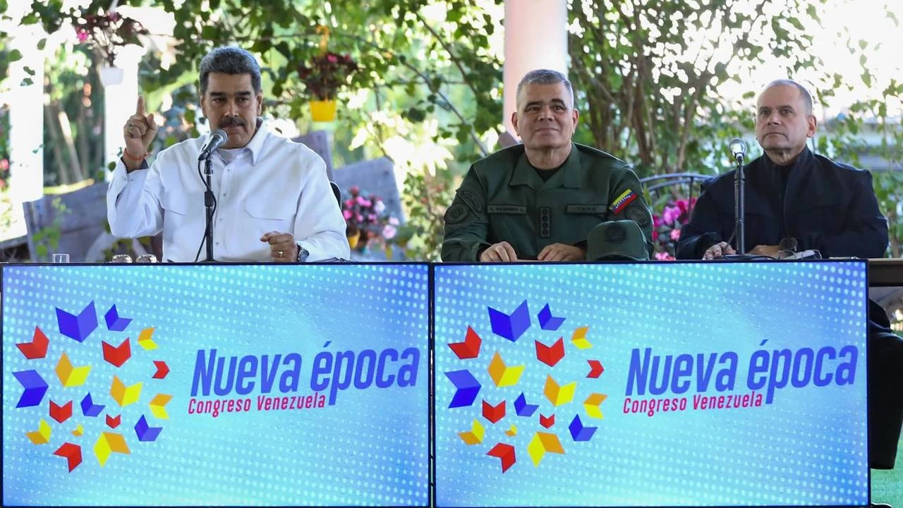 Maduro: CIA'nın darbe planları Kolombiya'daki DEA üssünde yapılıyor