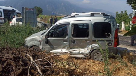 Manisa'da bayram gn korkutan kaza: 10 yaral