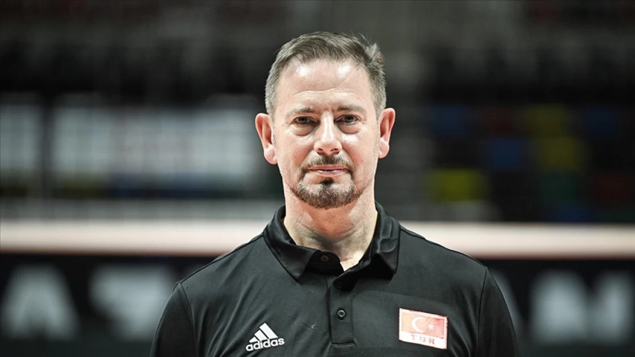 Milli takımda teknik ayrılık