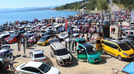 Modifiye tutkunları Sinop'ta buluştu