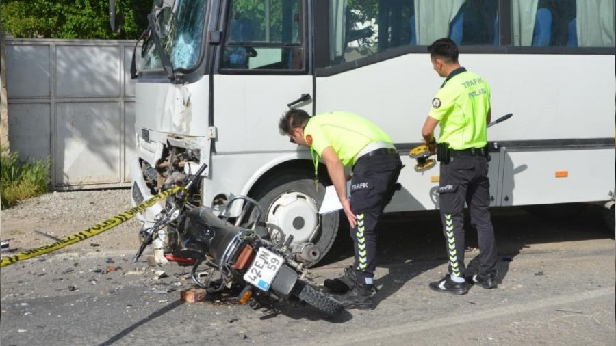 Motosiklet kazasında 2 kişi yaşamını yitirdi