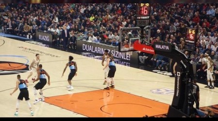 NBA maçında Elazığ'a destek