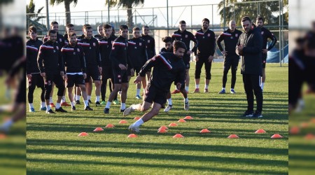 Oyuncular ayrıldı, kamp iptal edildi