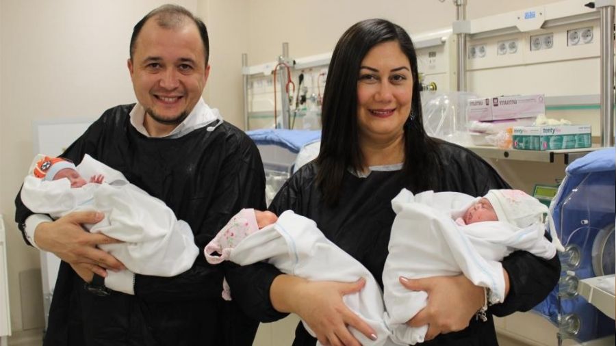 Prematüre hemşiresinin prematüre üçüzleri 3 yaşında