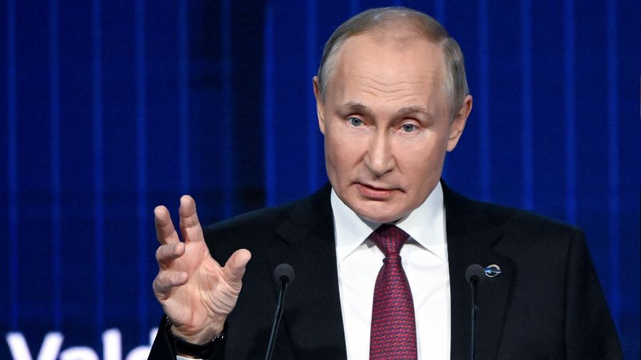 Putin'den kritik 10 yl uyars