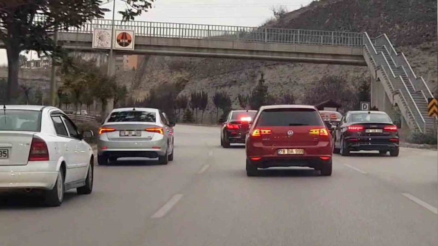 Safranbolu'da düğün konvoyu yapan 11 araca 22 bin TL ceza