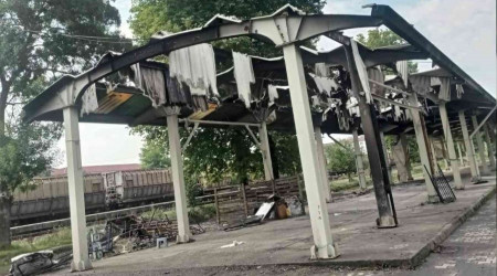 Saltukova'da halk pazarı küle döndü