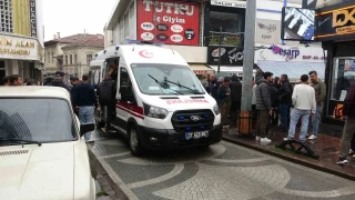 Şehrin en işlek caddesinde tüfekle rastgele ateş açtı: 4 yaralı