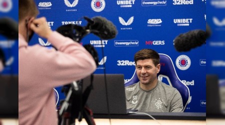 Steven Gerrard: Galatasaray maçına odaklanmış durumdayız