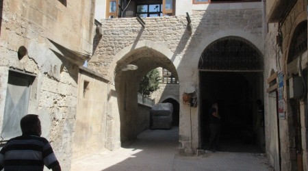 Tarihi handa restorasyon sürüyor