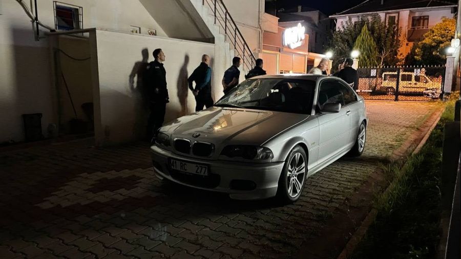 Taziyeye giderken otomobil çarptı