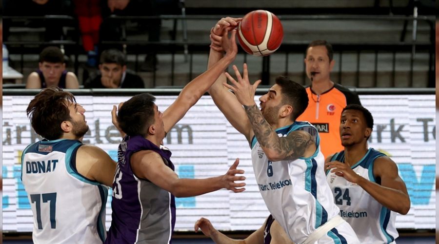 Telekom'un konuğu Hamburg